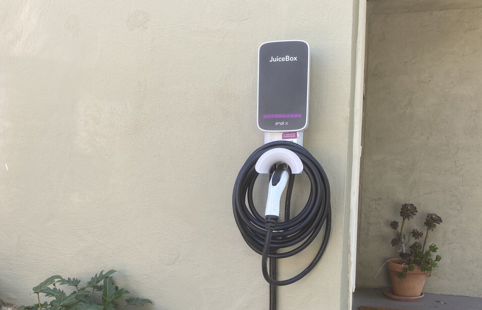 What You Need To Know About The SMUD EV Charger Rebate In Sacramento